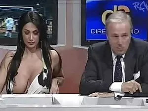 Anastasia Brokeline  ...